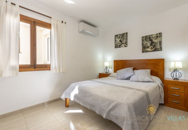  in Pollensa - Casa Guillermo: Beautiful Townhouse in Pollensa